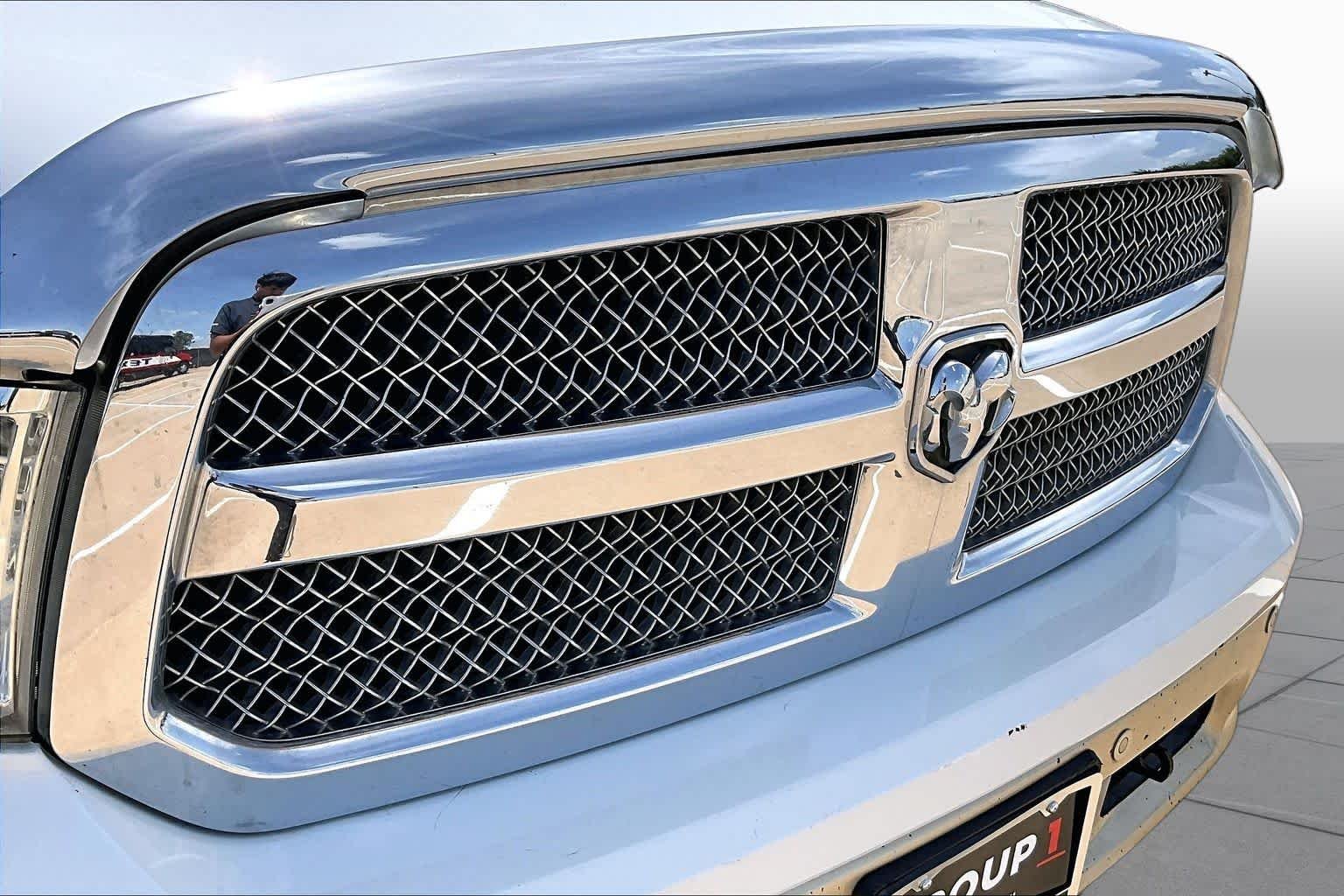 Used 2015 Bright White Clearcoat Ram Laramie Longhorn image 30