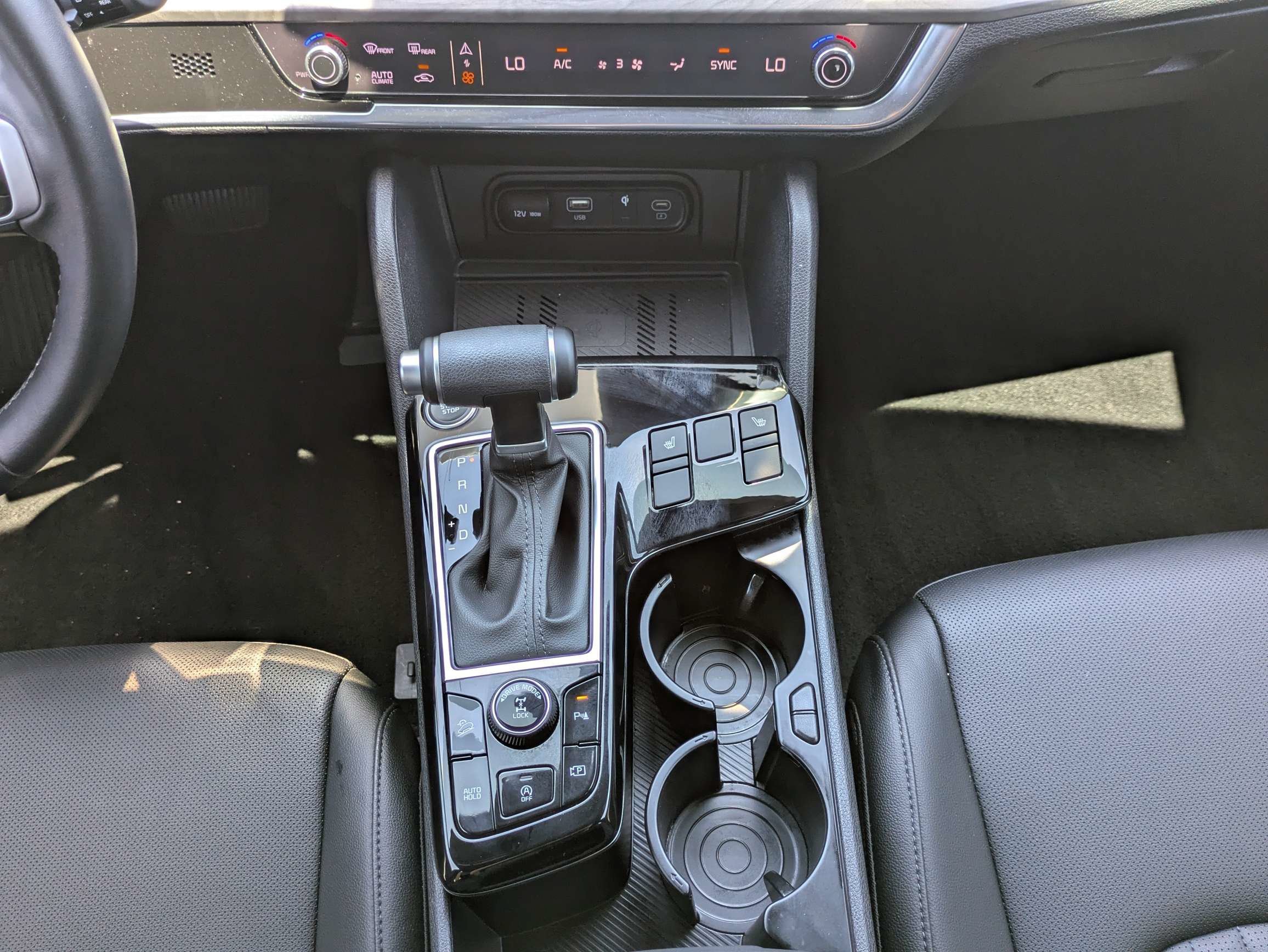 Certified Used 2024 Jungle Green Kia X-Line image 21