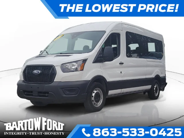 Used 2024 White Ford XL image 1