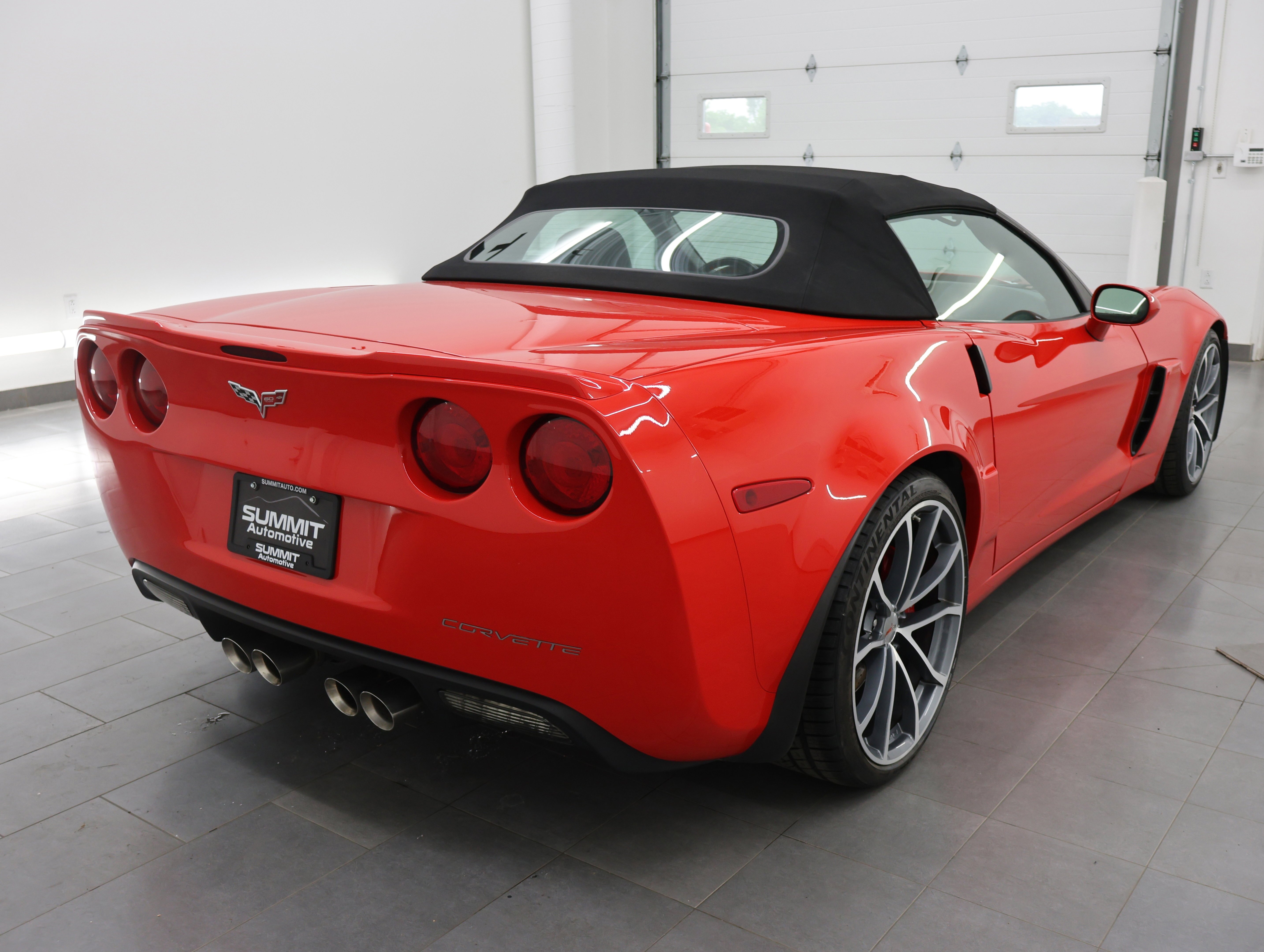 Used 2013 Torch Red Chevrolet 427 1SB: 427 1SB-6 SPEED STICK SHIFT-NAV-HEATED LEATHER-7.0L V8 image 5