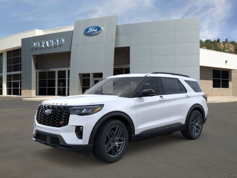 New 2026 Star White Metallic Tri-Coat Ford ST image 1