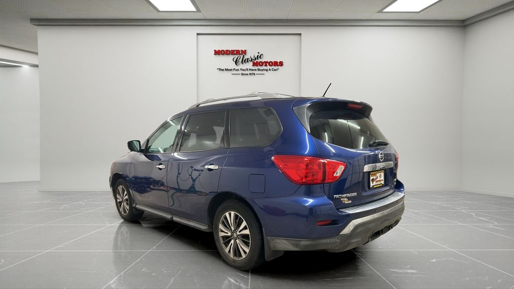 Used 2017 Blue Nissan SL image 3