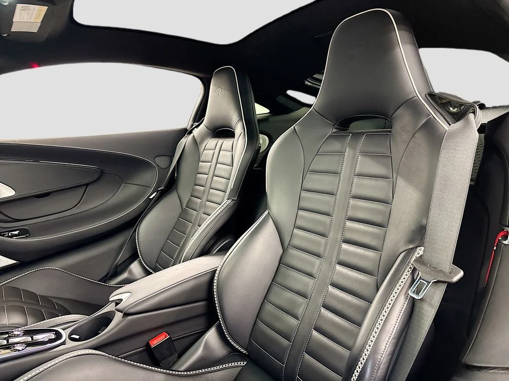 Used 2025 White McLaren TechLux image 15