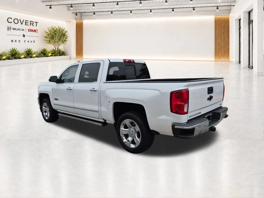 Used 2018 IRIDESCENT PEARL TRICOAT Chevrolet LTZ image 11