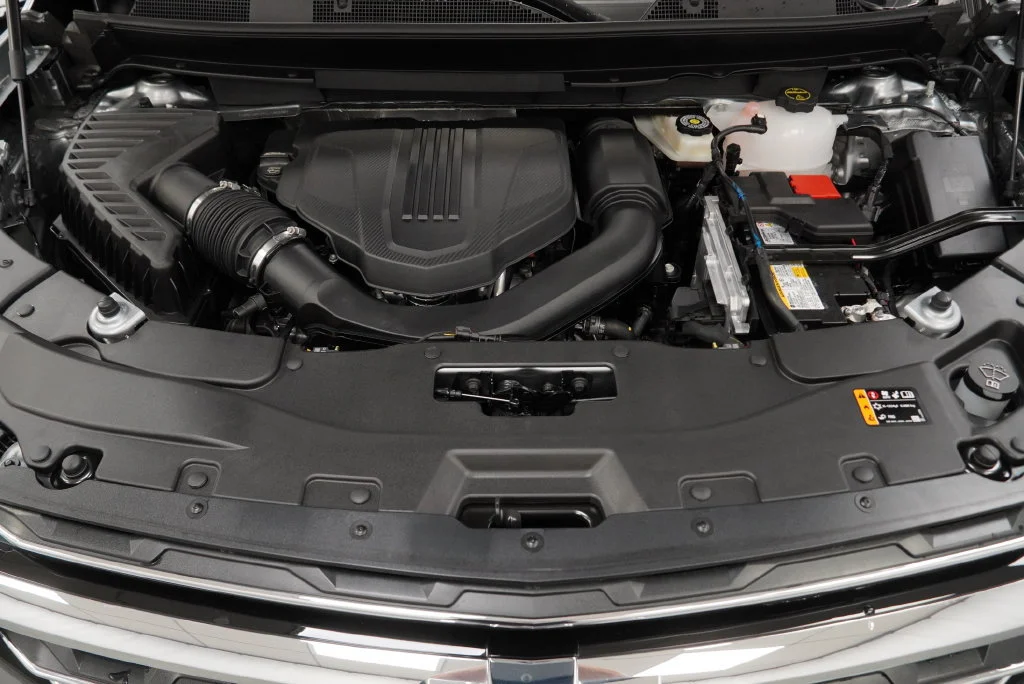 New 2027 Sterling Gray Metallic Chevrolet LT image 40