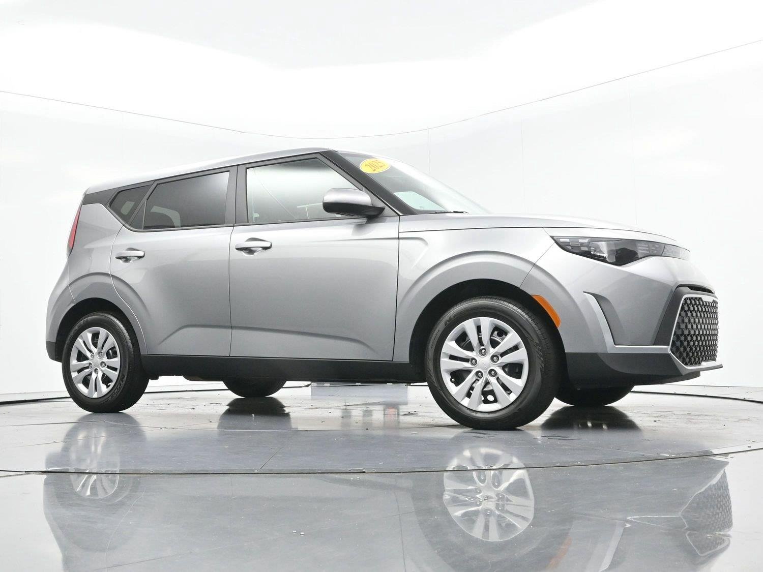 Used 2025 Gray Kia LX image 40