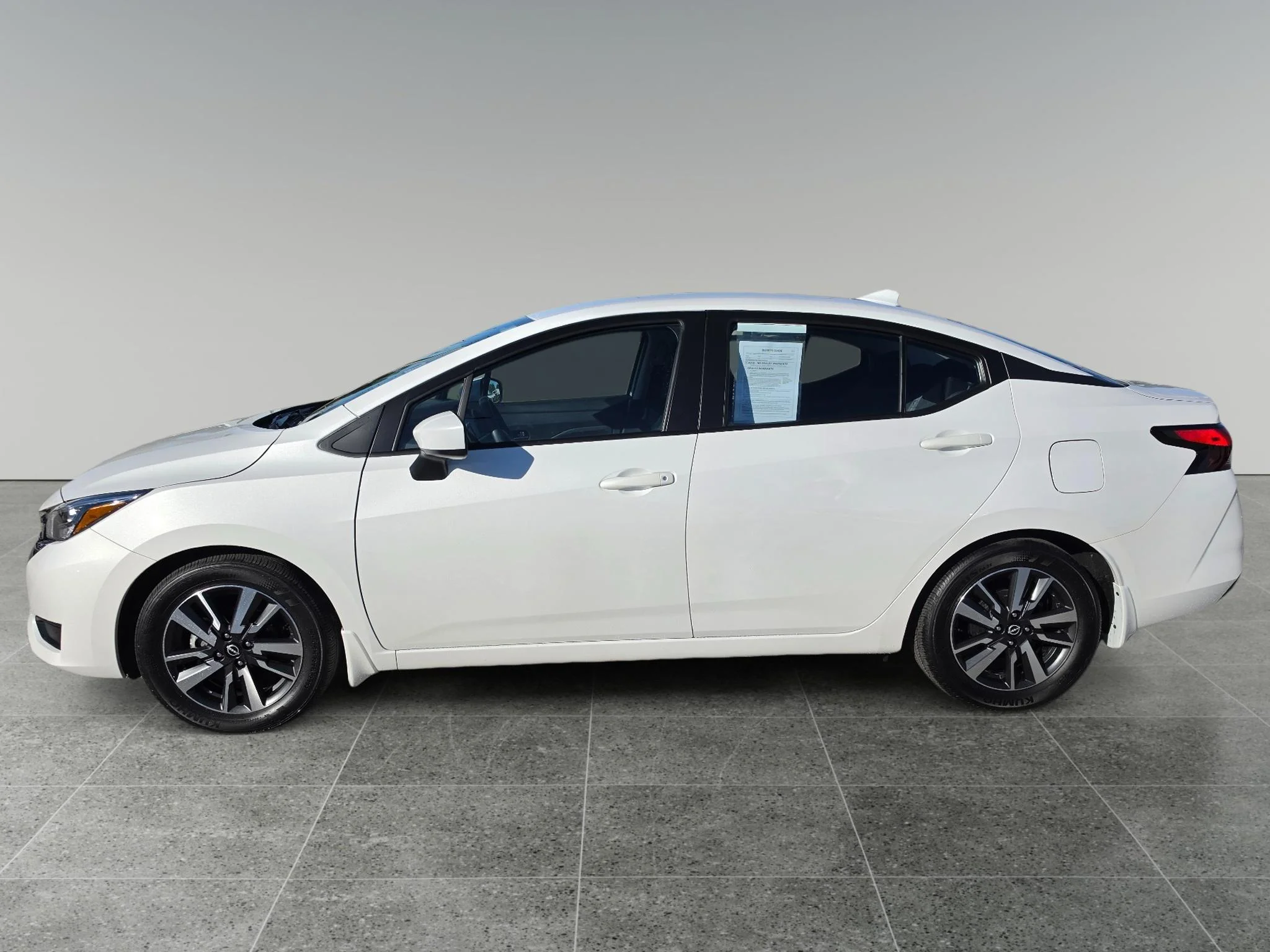 Used 2025 Aspen White Tricoat Nissan SV image 2