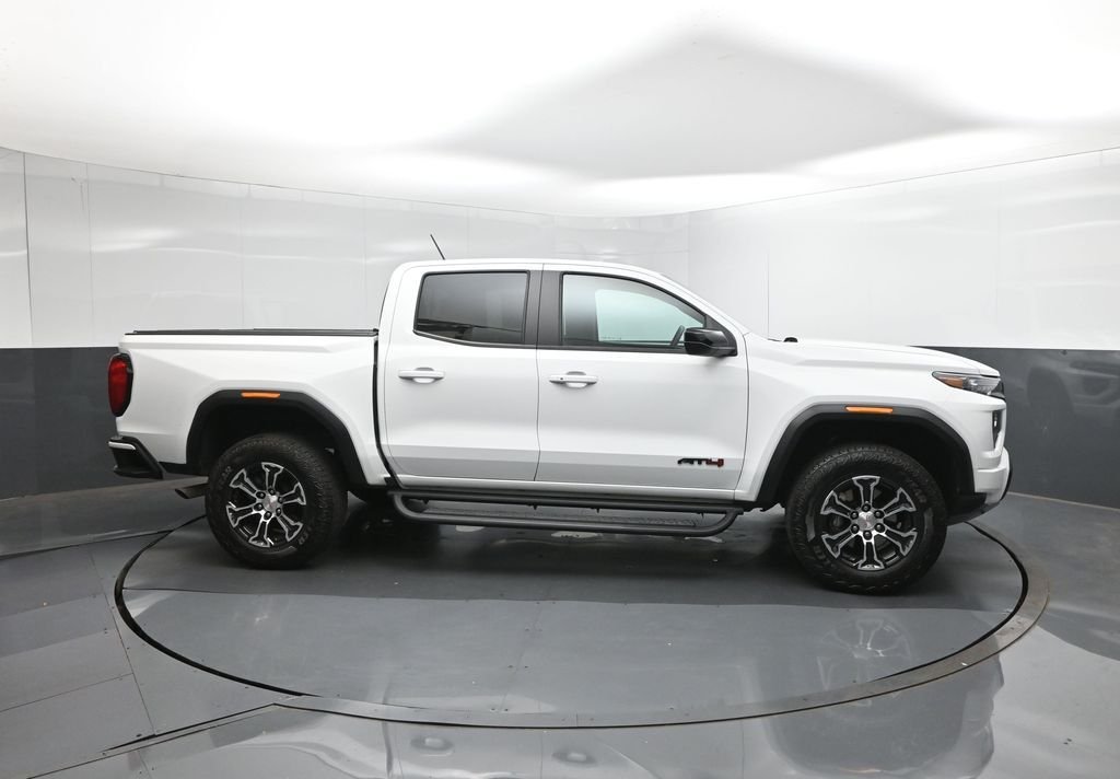 Used 2024 White GMC AT4 image 15