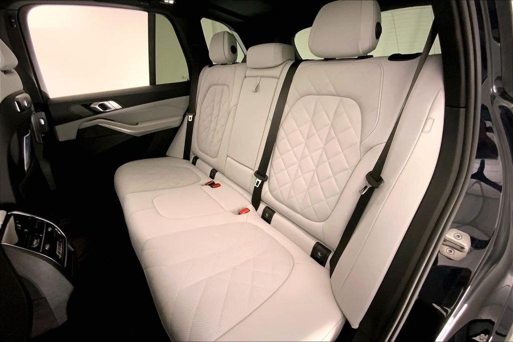 Used 2026 Carbon Black Metallic BMW  image 14