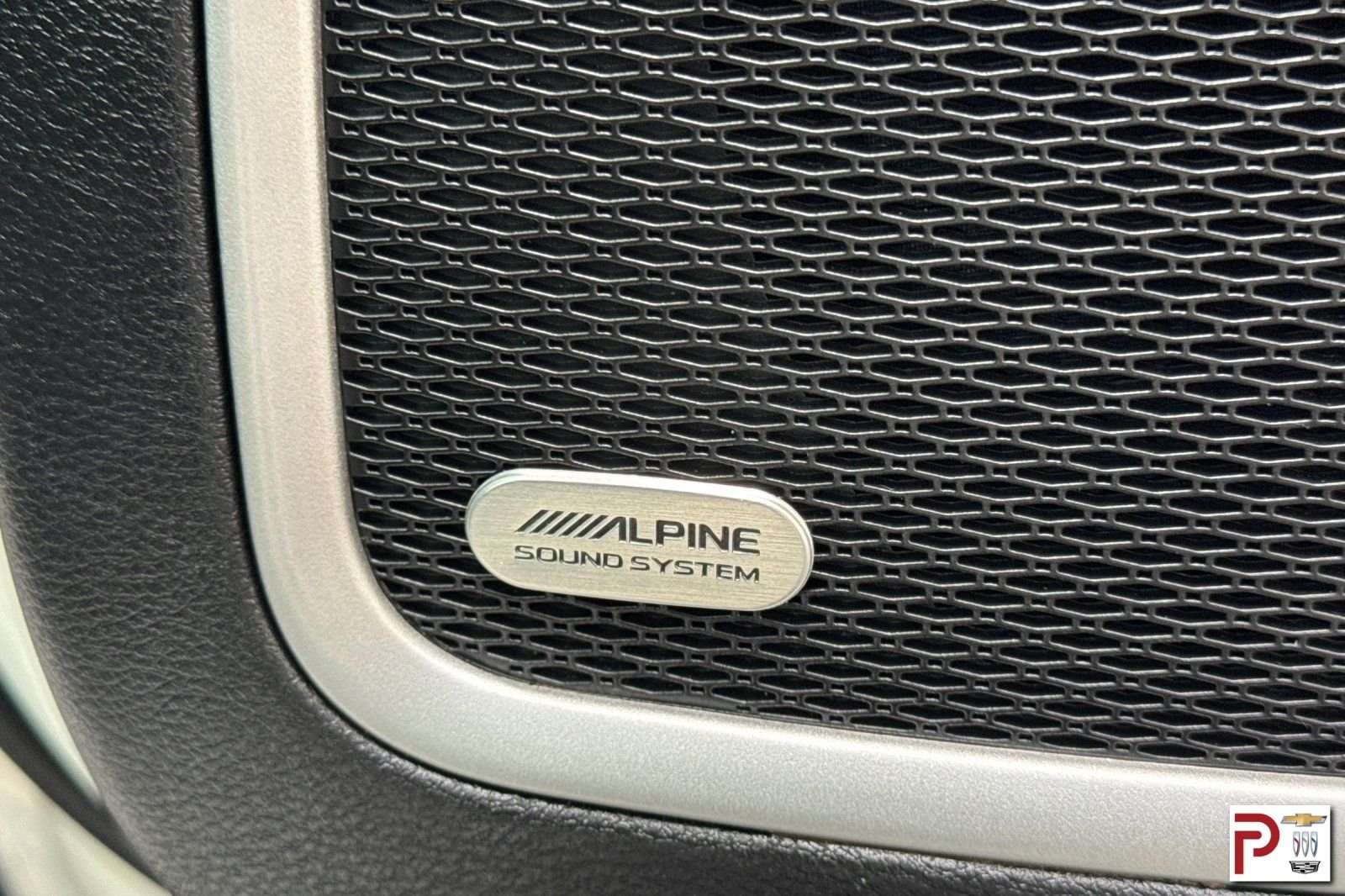 Used 2021 White Jeep Limited image 21