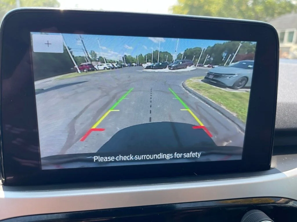 Used 2020 Gray Ford SE image 16