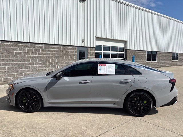 Used 2026 Wolf Gray Kia GT image 10