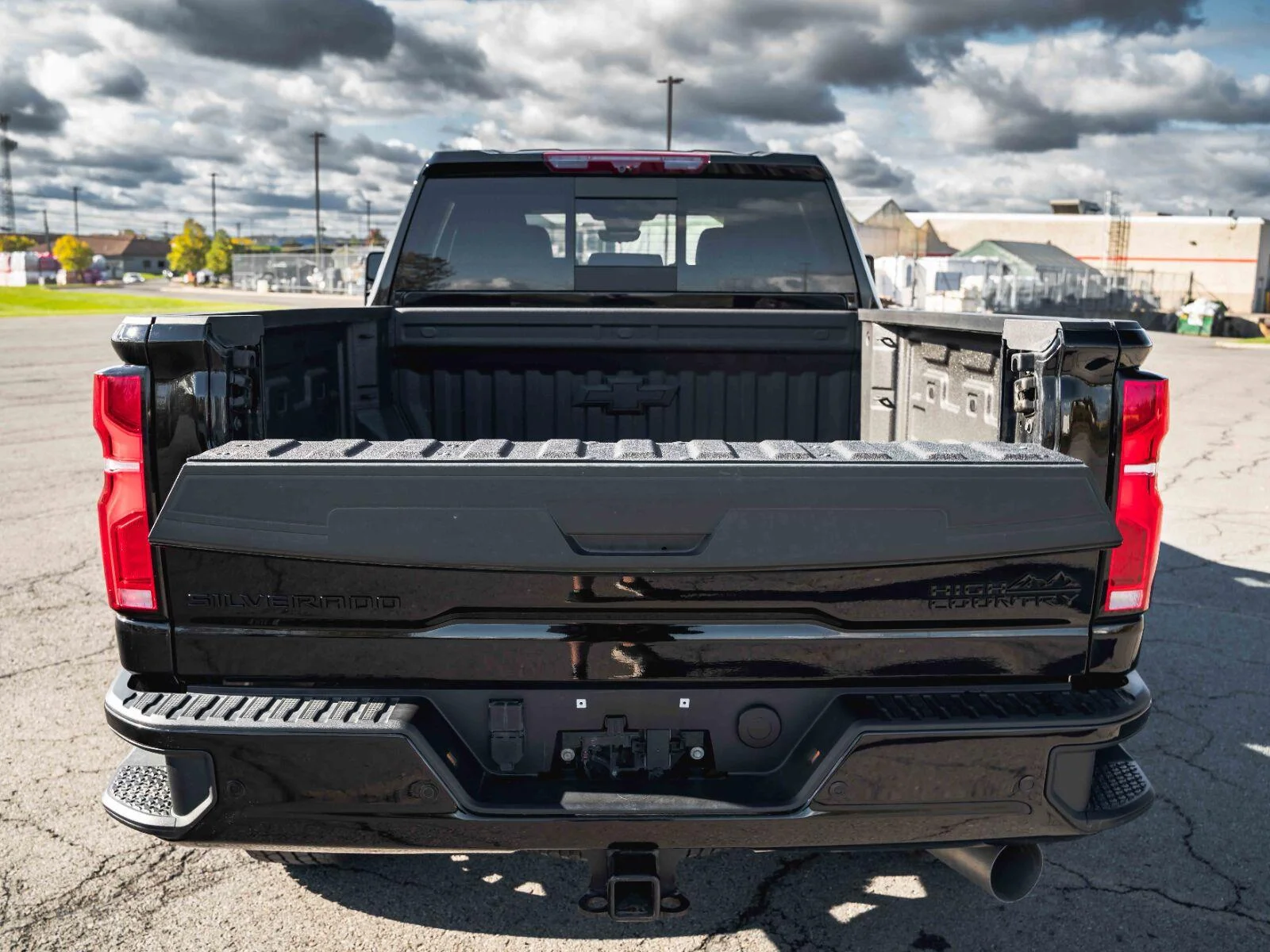 Used 2026 Black Chevrolet High Country image 30