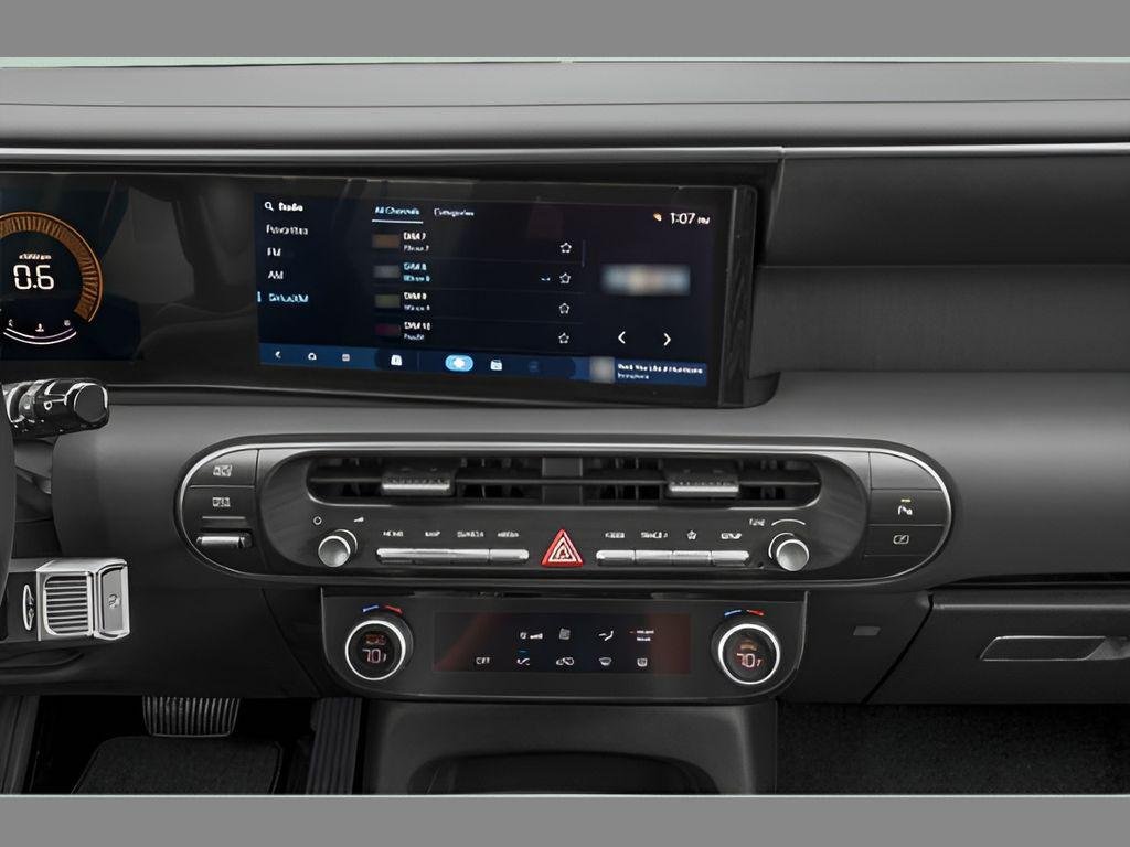 New 2026 White Hyundai SE FWD image 9