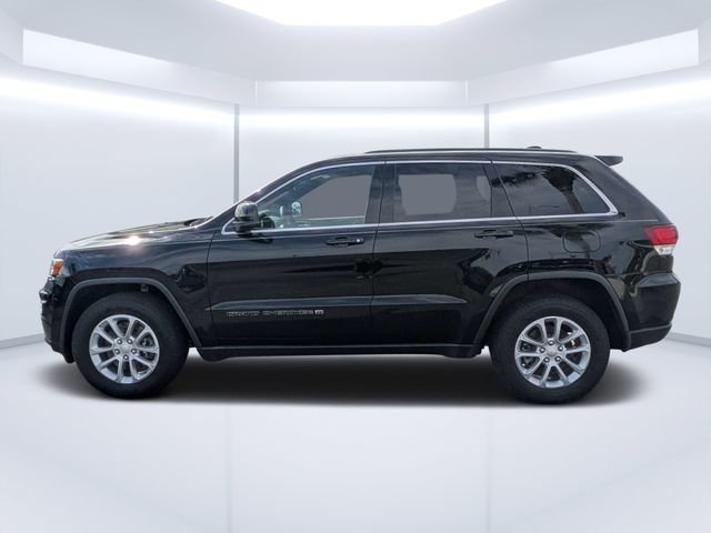 Used 2022 Black Jeep Laredo E image 6