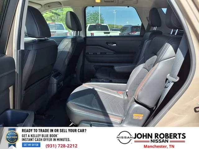 Used 2024 Beige Nissan Platinum image 9