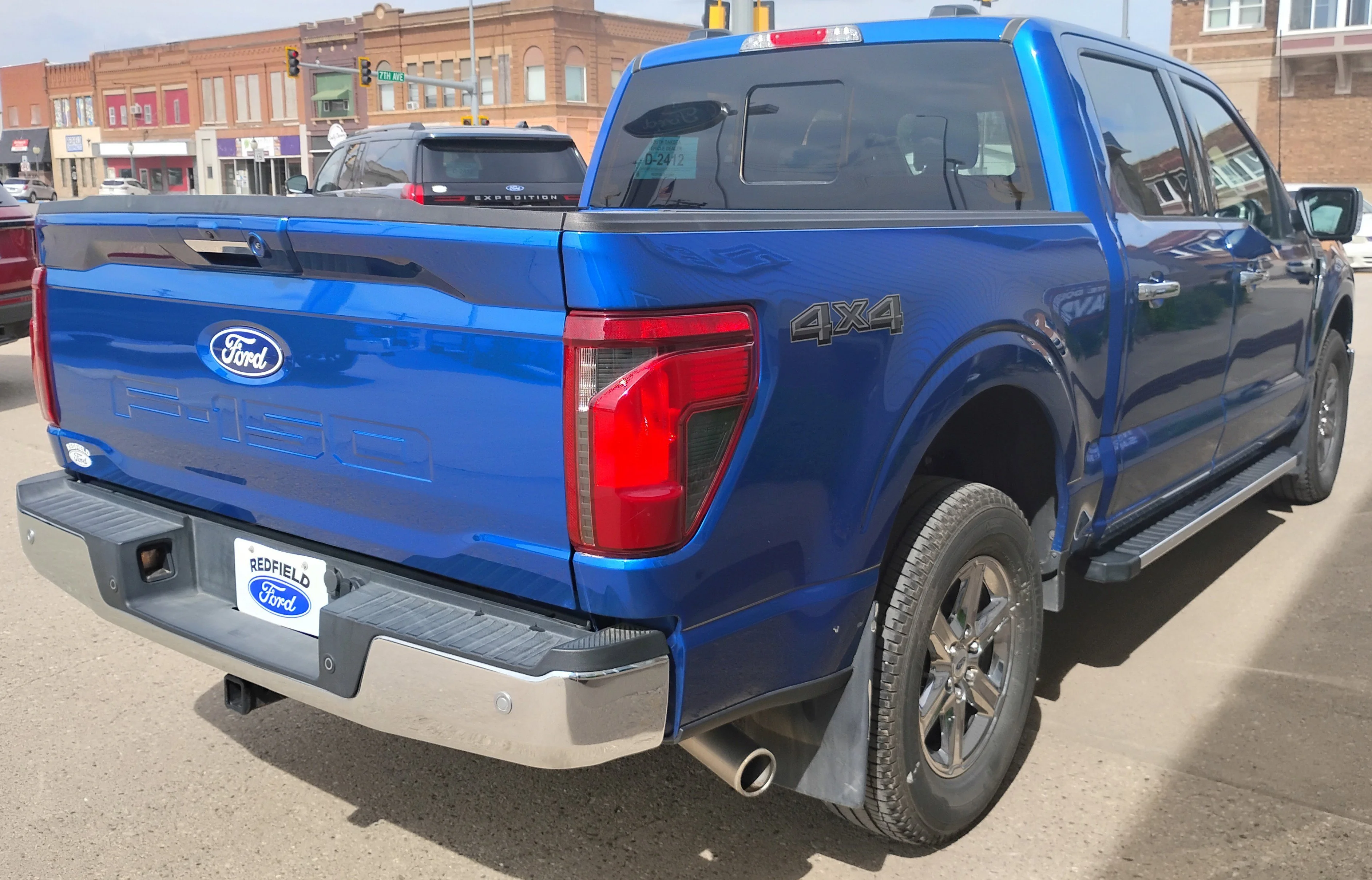 Used 2024 Blue Ford XLT image 6
