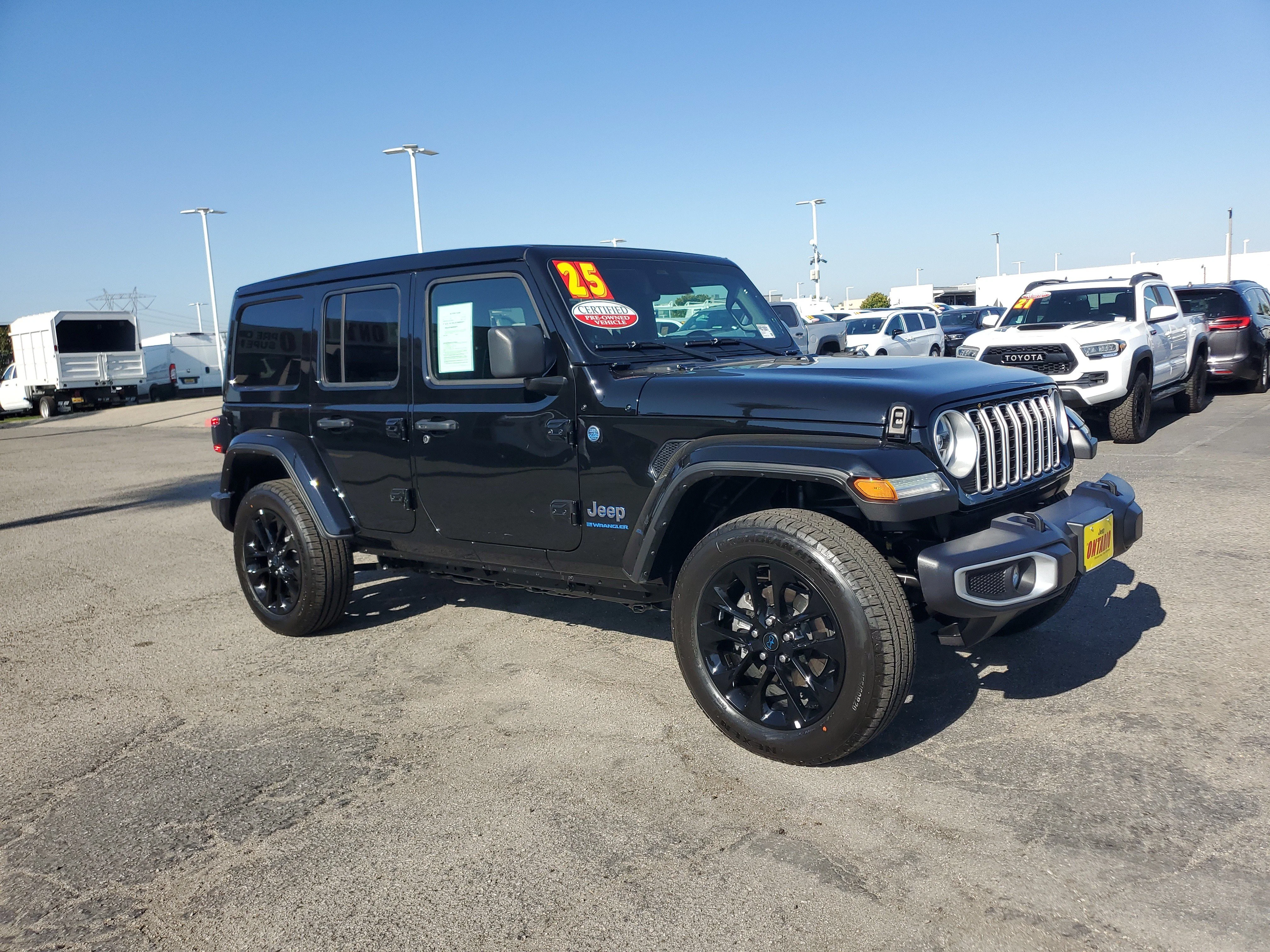 Certified Used 2025 Black Jeep Sahara 4xe image 31