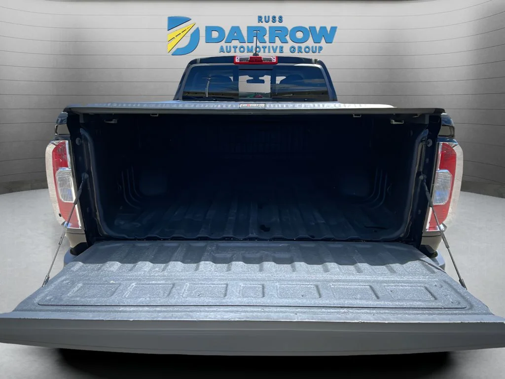 Used 2021 Black GMC AT4 w/Cloth image 38