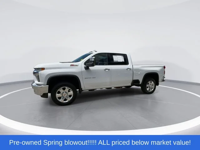 Used 2023 White Chevrolet LTZ image 4