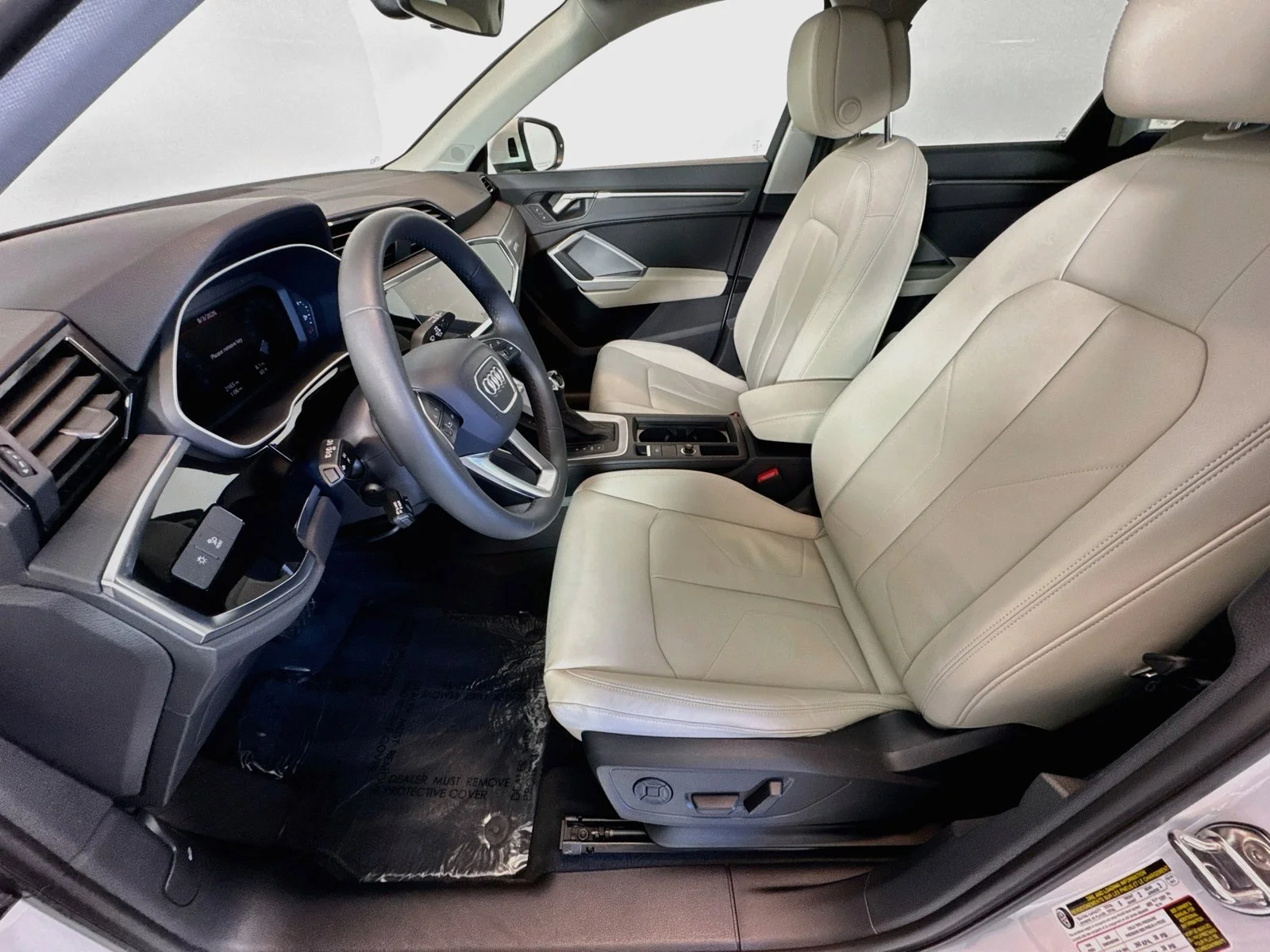 Used 2025 Glacier White Audi S line Premium image 19