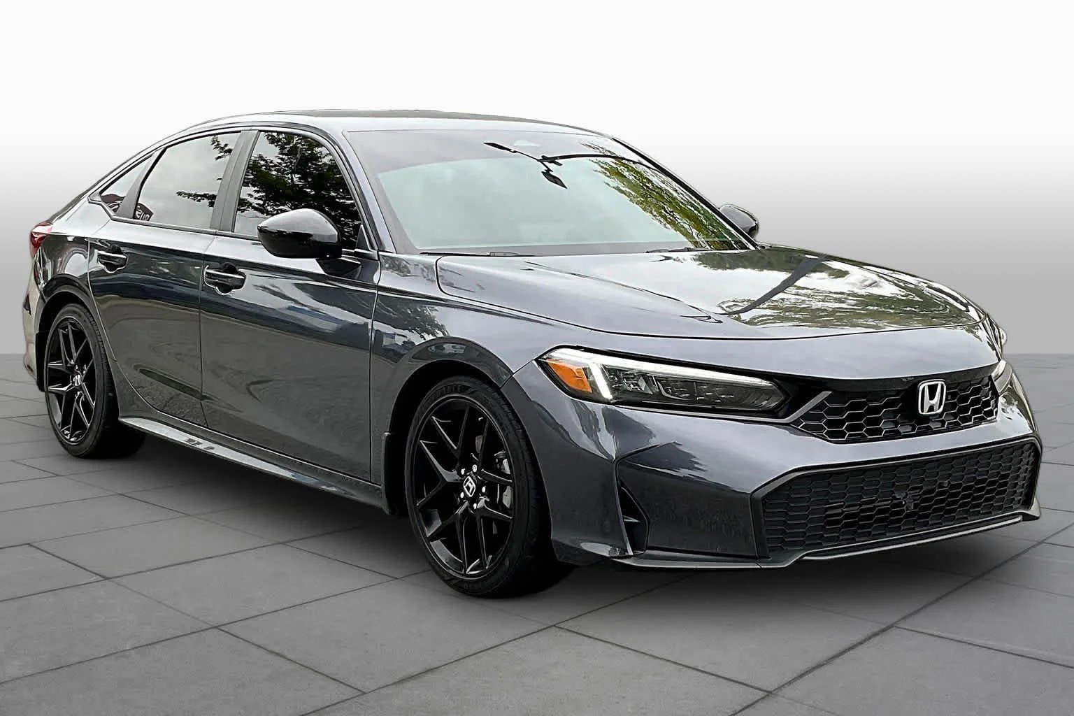 Used 2025 Meteorite Gray Metallic Honda Sport image 3