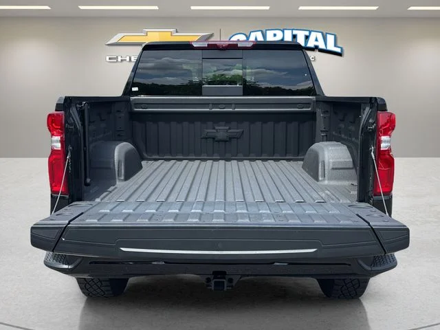 Used 2025 Black Chevrolet ZR2 image 32
