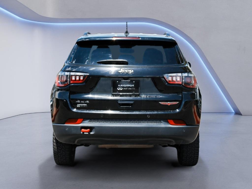 Used 2024  Jeep Trailhawk image 6