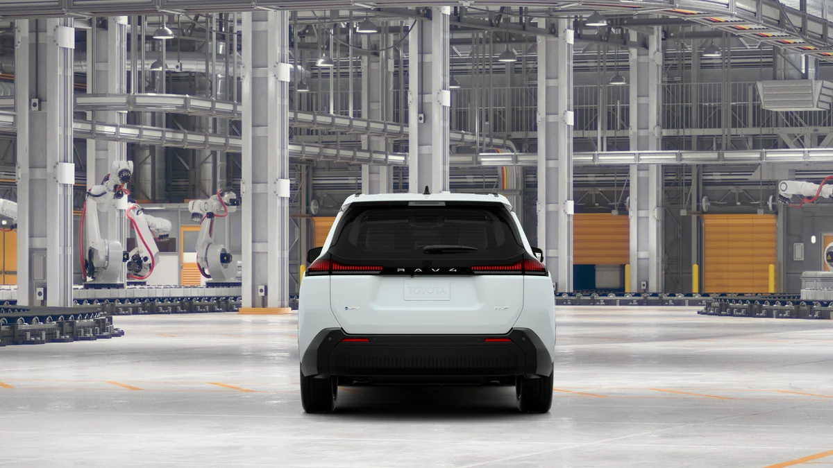 New 2026 Wind Chill Pearl Toyota XLE Premium image 8