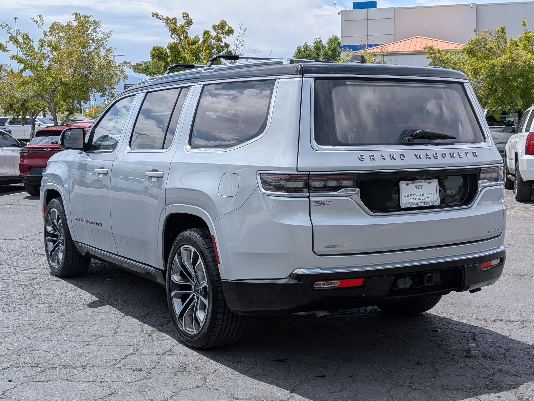 Used 2022 Silver Zynith Jeep Series III image 3
