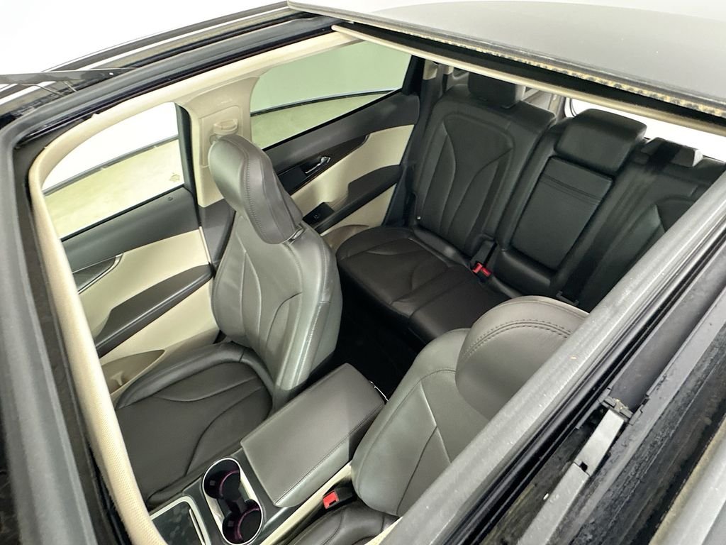 Used 2020 Magnetic Gray Lincoln Reserve image 27