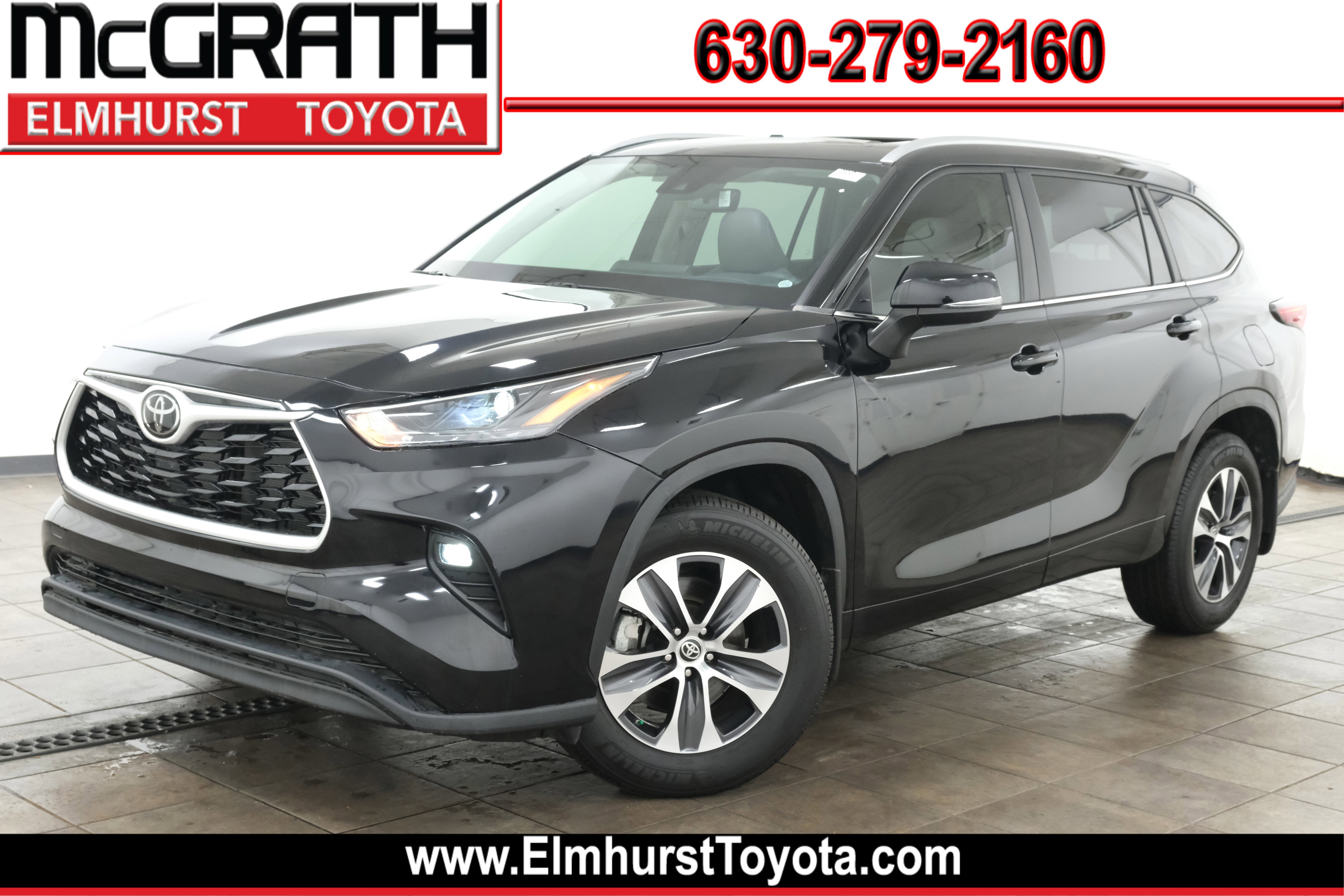 Midnight Black Metallic 2024 Toyota Highlander XLE FWD SUV / Crossover Front-Wheel Drive 8-Speed Automatic