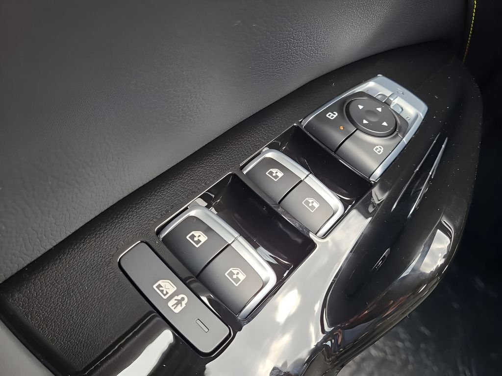 2026 Kia K5 GT - Photo 26