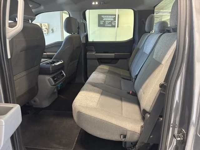 Used 2021 Gray Ford XLT image 18