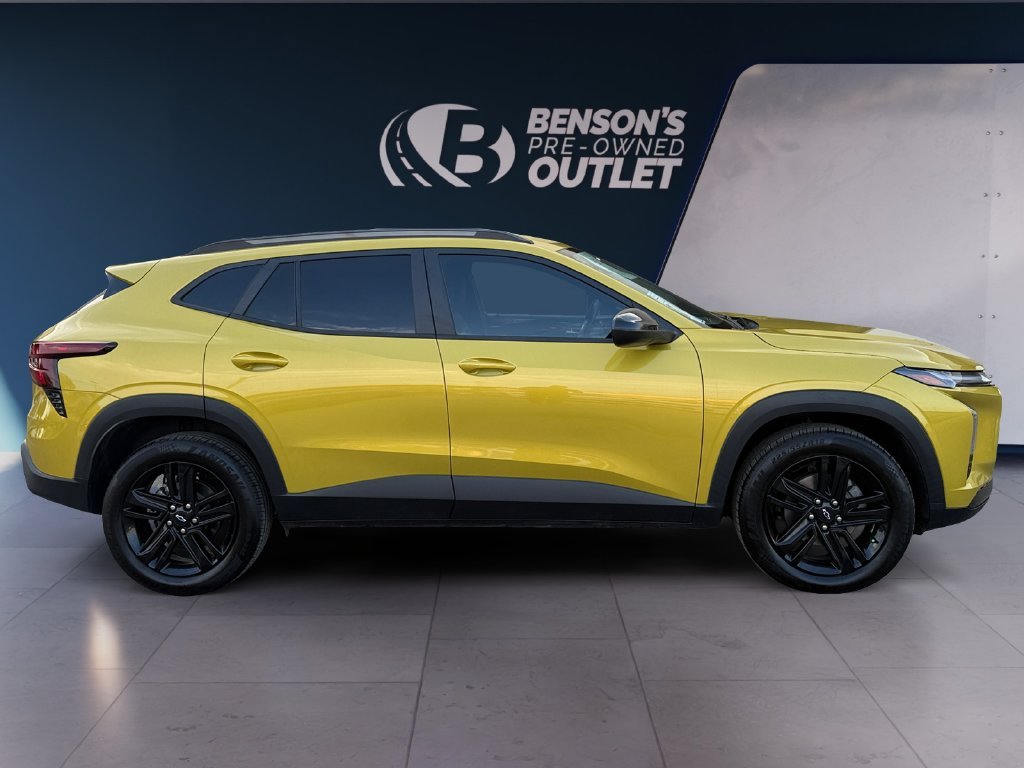 Used 2024 Yellow Chevrolet ACTIV image 6
