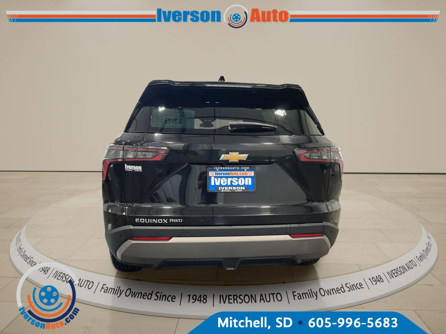 Used 2026 Mosaic Black Metallic Chevrolet AWD LT image 6