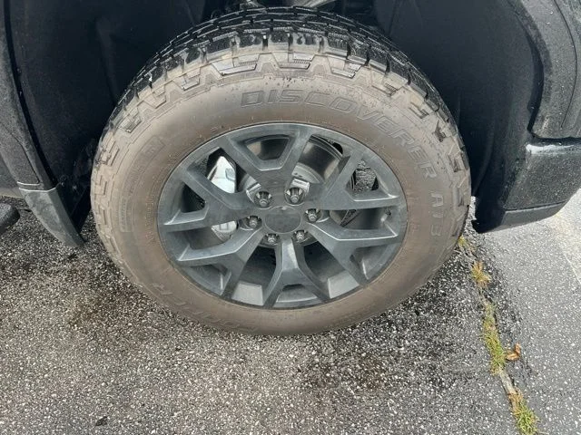 Used 2026 Black GMC AT4 image 12