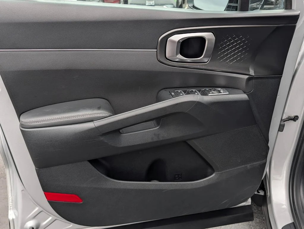 2023 Kia Sorento EX Hybrid - Photo 18