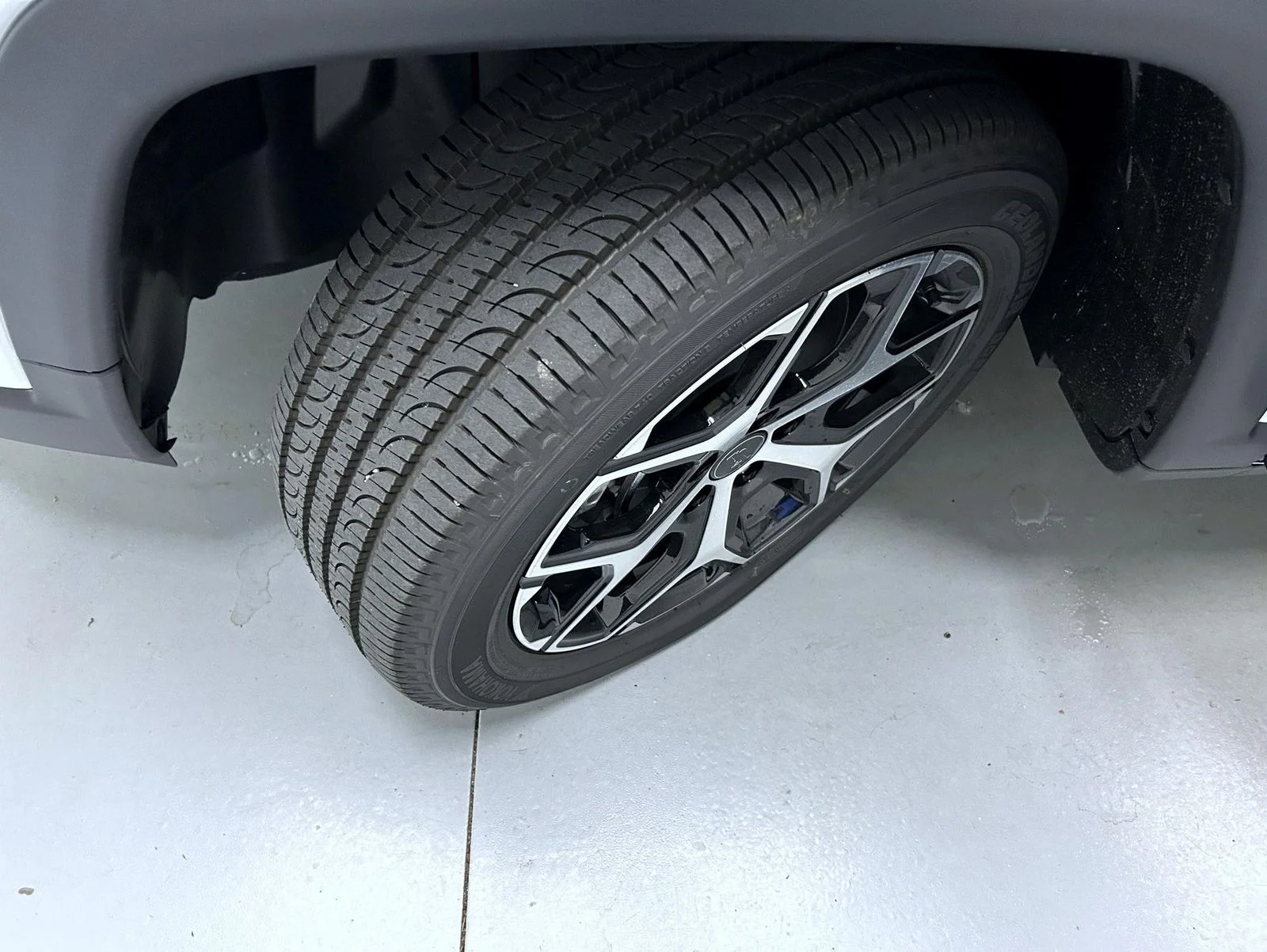 New 2026 White Jeep Limited image 23