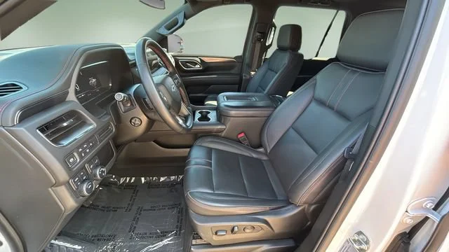 Used 2024 Summit White Chevrolet RST image 18