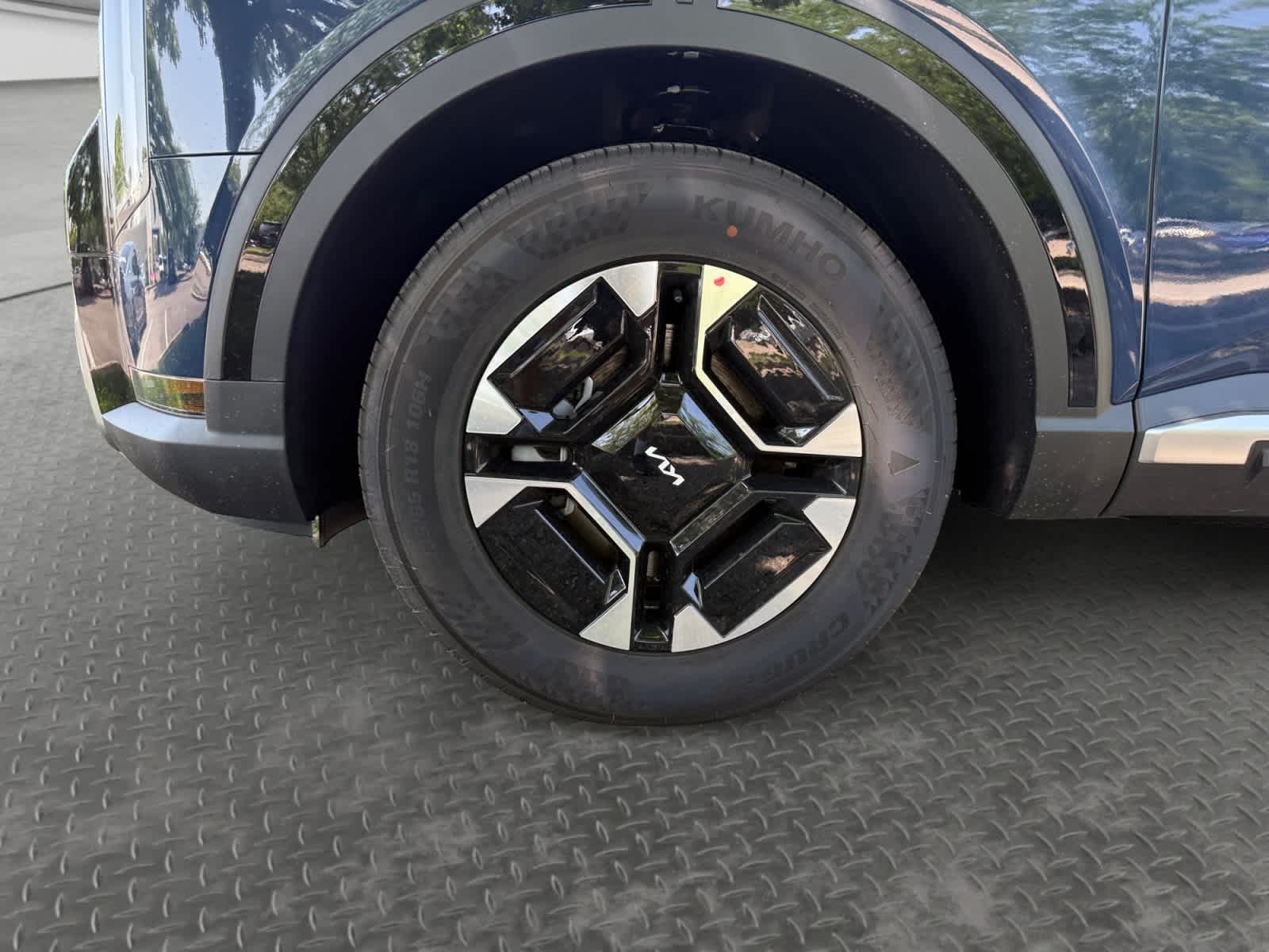 New 2027 Midnight Lake Blue Kia EX image 9