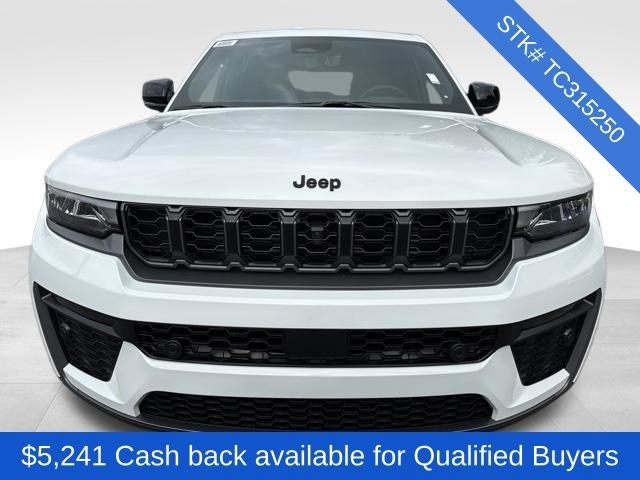 New 2026 Bright White Clear-Coat Exterior Paint Jeep 85th Anniversary Edition image 2