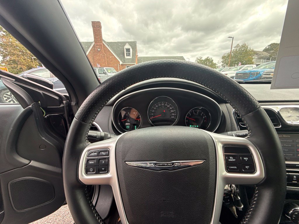 Used 2011 Black Chrysler S image 16