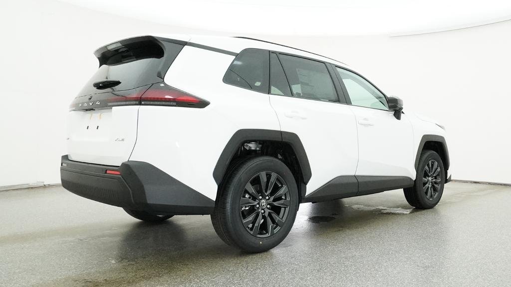 New 2026 Ice Cap Toyota XLE Premium image 17