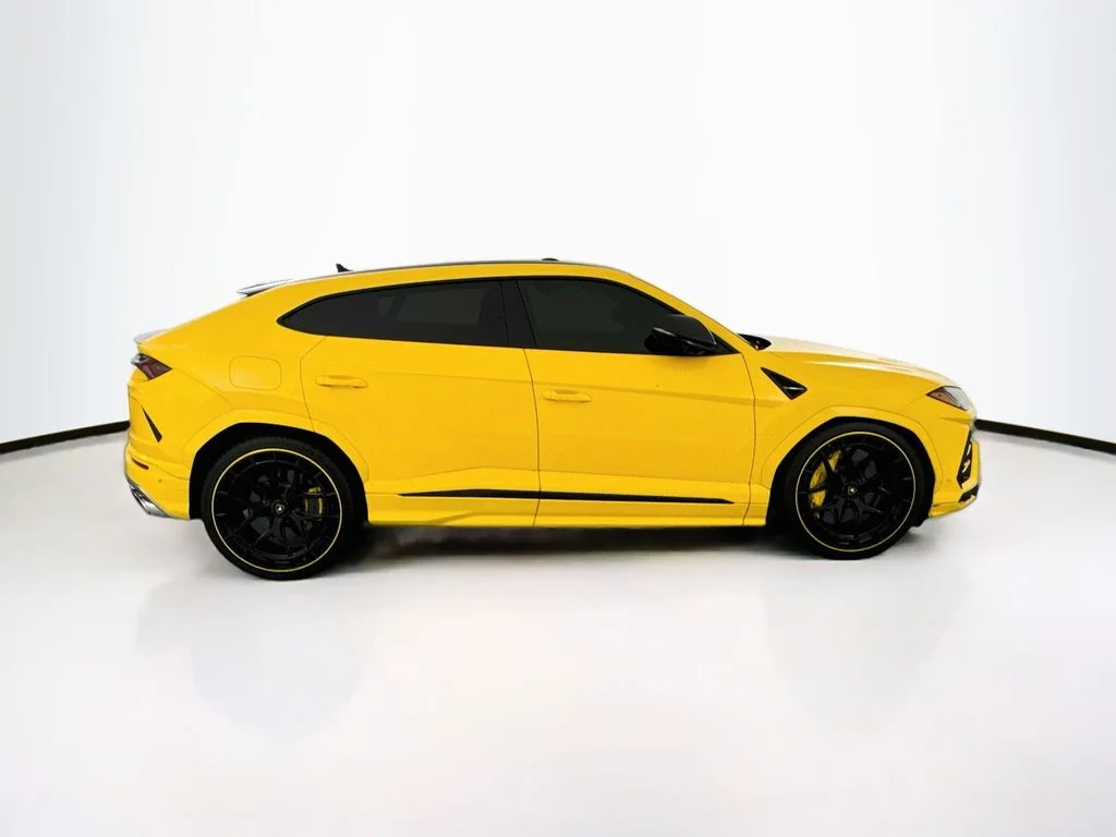 Used 2020 Gialllo Auge Lamborghini  image 4