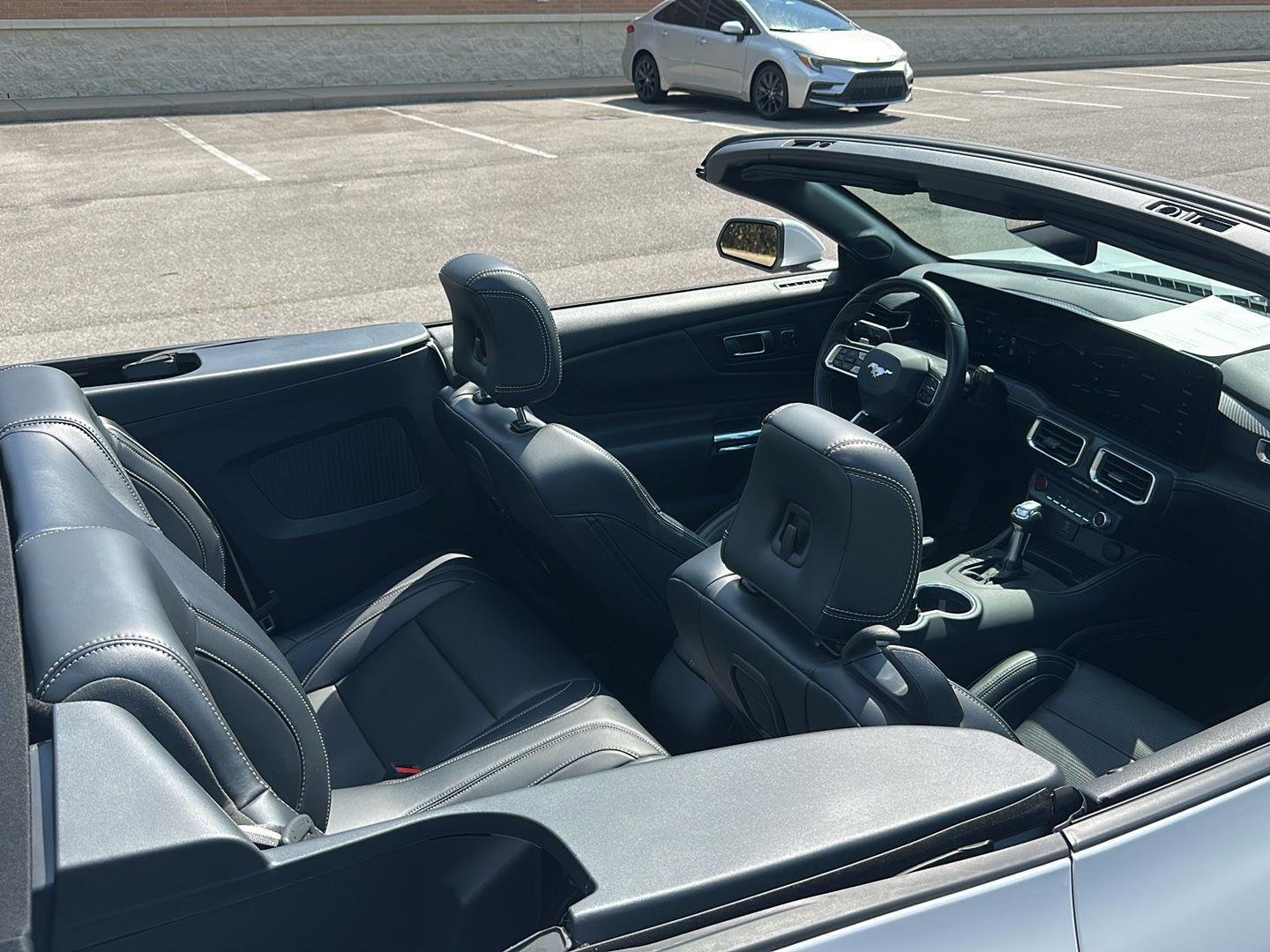 Used 2024 Oxford White Ford GT Premium image 35