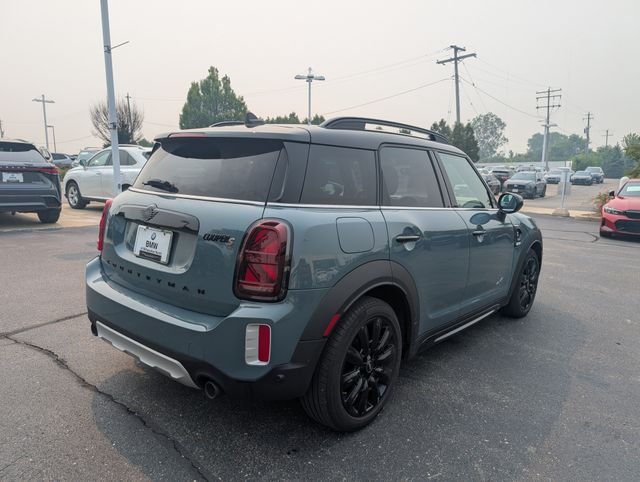Used 2022 Sage Green Metallic MINI Classic image 6