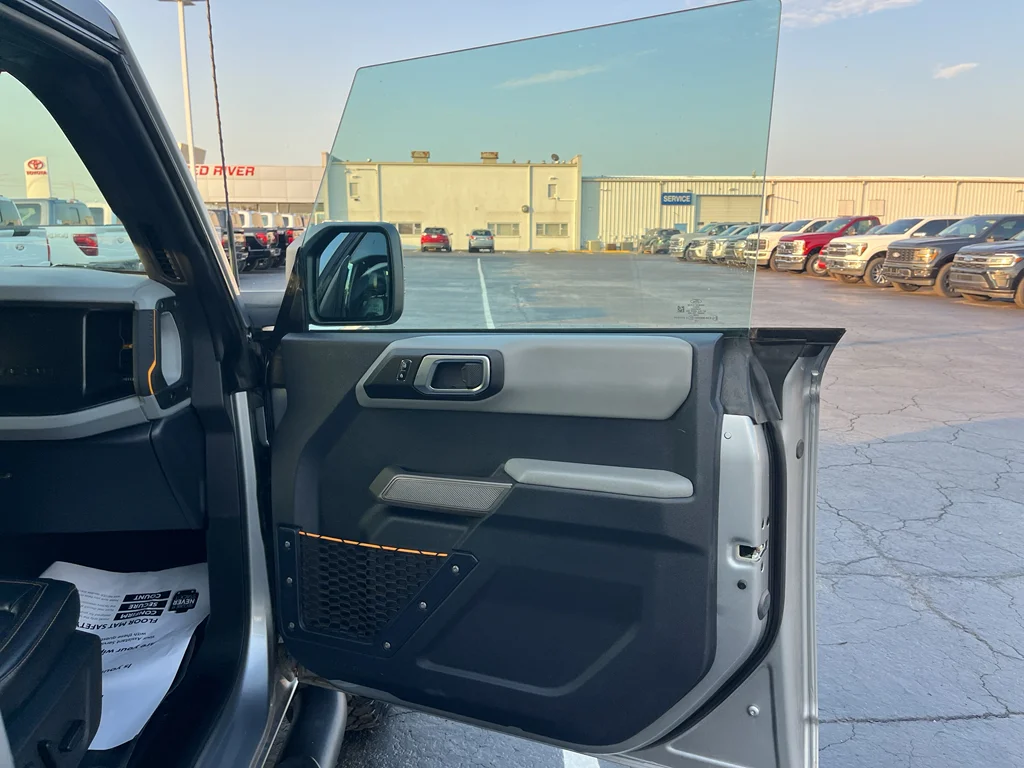 Used 2023 Iconic Silver Metallic Ford Badlands image 17