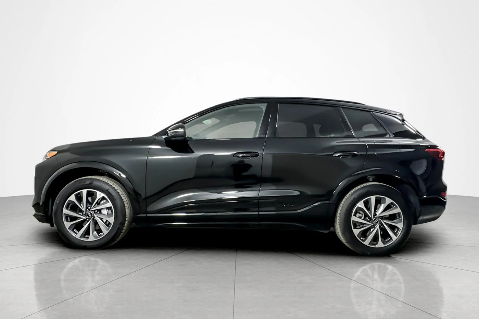 New 2027 Mythos Black Metallic Audi Premium quattro image 3