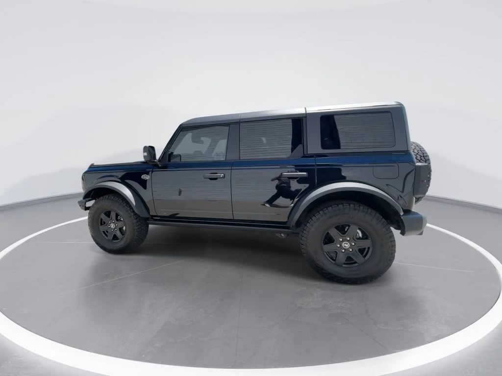 Used 2024 Black Ford Wildtrak image 5